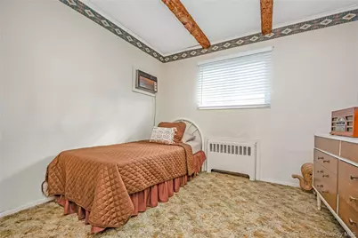 289 N Idaho Avenue, Massapequa, NY 11758 - Photo 14