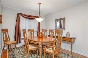 289 N Idaho Ave, Massapequa, NY 11758 - Photo 8