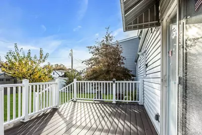 2676 Alder Avenue, East Meadow, NY 11554 - Photo 18