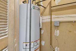 404 Carlton Cir, New Windsor, NY 12553 - Photo 20