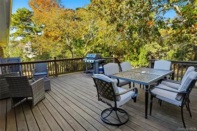 15 Club Drive, Southampton, NY 11968 - Photo 18
