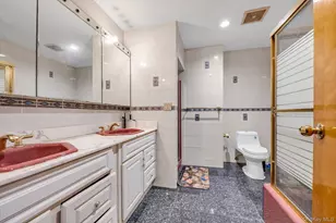 252-71 Brattle Ave, Little Neck, NY 11362 - Photo 12