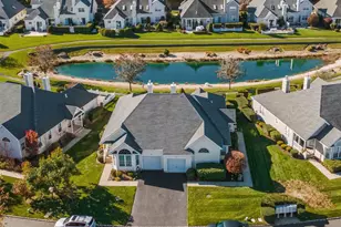 53 Goose Neck Ln, Riverhead, NY 11901 - Photo 4