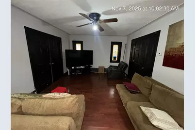 12 Washington Court, Hempstead, NY 11550 - Photo 2