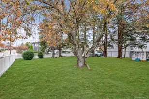 26 Humphrey Dr, Syosset, NY 11791 - Photo 14