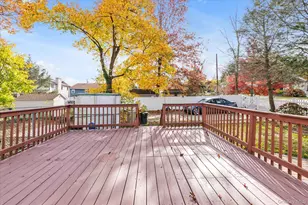 26 Humphrey Dr, Syosset, NY 11791 - Photo 12