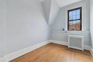 2-13 Burns St, Forest Hills, NY 11375 - Photo 10