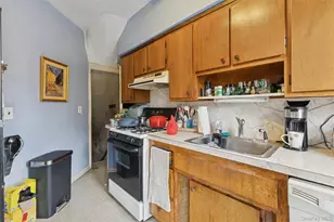 2-13 Burns St, Forest Hills, NY 11375 - Photo 18