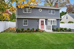 7 Claire Ave, Huntington Station, NY 11746 - Photo 4