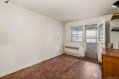 69-22 44th Avenue, Woodside, NY 11377 - Photo 8