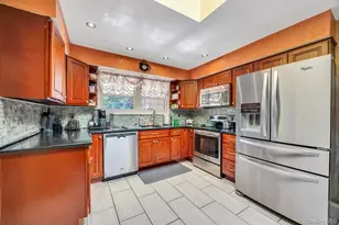 53 Stevenson Pl, Deer Park, NY 11729 - Photo 14