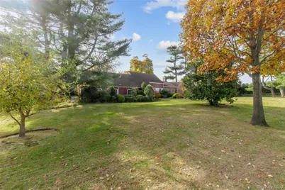 18 Lighthouse Road, Great Neck, NY 11024 - Photo 36