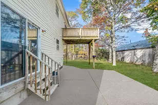 1 Wendy Dr, Farmingville, NY 11738 - Photo 8