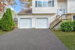 1 Wendy Dr, Farmingville, NY 11738 - Photo 4