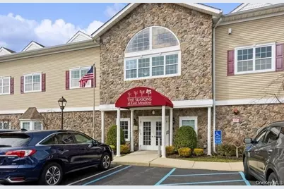 419 Autumn Drive, East Meadow, NY 11554 - Photo 2