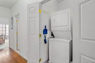 419 Autumn Dr, East Meadow, NY 11554 - Photo 32