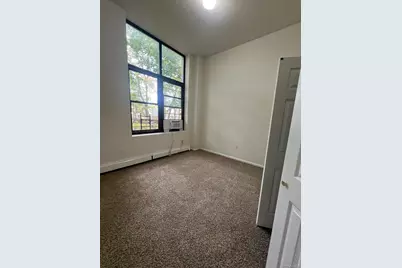 10005 92nd Avenue, Richmond Hill, NY 11418 - Photo 2