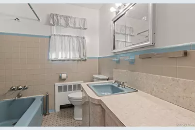 124 Kilburn Road S, Garden City South, NY 11530 - Photo 12