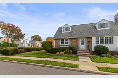 124 Kilburn Road S, Garden City South, NY 11530 - Photo 30