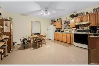 69 Waring Place, Yonkers, NY 10703 - Photo 24