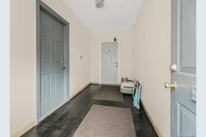 69 Waring Place, Yonkers, NY 10703 - Photo 6