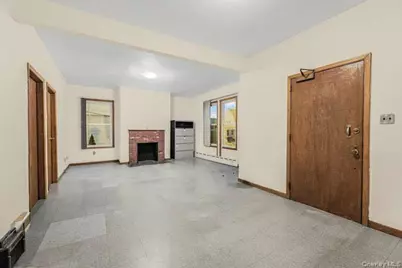 69 Waring Place, Yonkers, NY 10703 - Photo 12