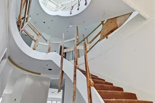 156 Harborview S, Lawrence, NY 11559 - Photo 12