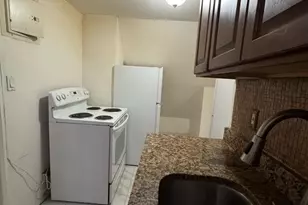 102-20 Remington St, Jamaica, NY 11435 - Photo 6