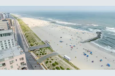 90 Connecticut Avenue, Long Beach, NY 11561 - Photo 22