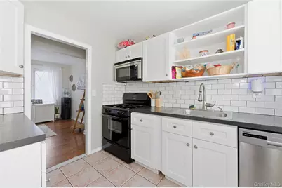 90 Connecticut Avenue, Long Beach, NY 11561 - Photo 10