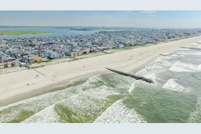 90 Connecticut Avenue, Long Beach, NY 11561 - Photo 26
