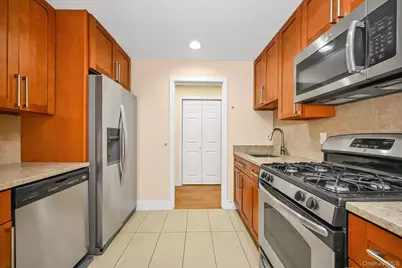 65-05 Yellowstone Blvd. #1A, Forest Hills, NY 11375 - Photo 6