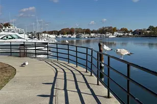 20 Keogh Ln, New Rochelle, NY 10805 - Photo 4