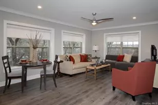 100 Glen St, Glen Cove, NY 11542 - Photo 4