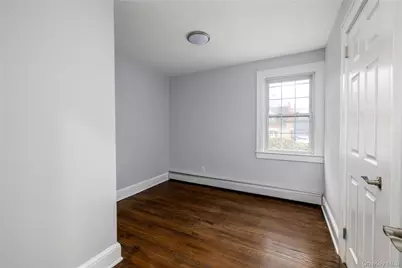 801 Park Avenue, Westbury, NY 11590 - Photo 10