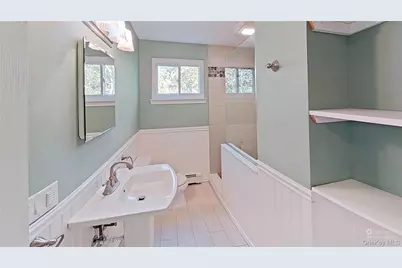 25 Hawthorne Street, Mount Sinai, NY 11766 - Photo 26