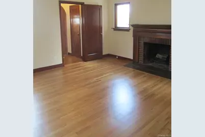 73 Sheridan Avenue, Williston Park, NY 11596 - Photo 6