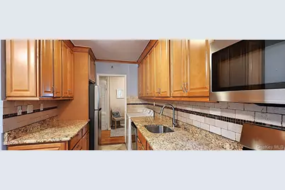 54 Lawrence Drive #D, White Plains, NY 10603 - Photo 12