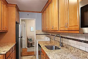 54 Lawrence Dr, White Plains, NY 10603 - Photo 12