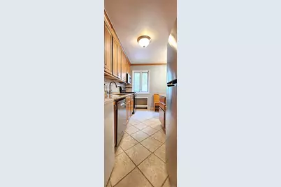 54 Lawrence Drive #D, White Plains, NY 10603 - Photo 8