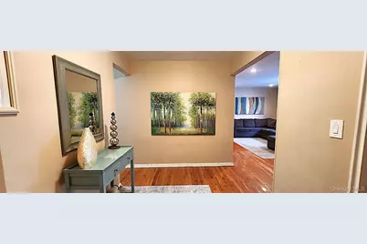 54 Lawrence Drive #D, White Plains, NY 10603 - Photo 2