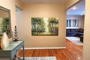 54 Lawrence Dr, White Plains, NY 10603 - Photo 2