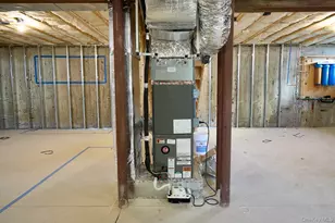 1529 Fenimore St, North Bellmore, NY 11710 - Photo 24