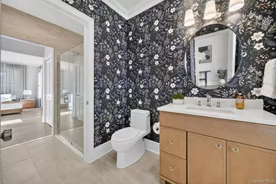 1810 Soundview Court, Yorktown Heights, NY 10598 - Photo 4