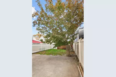 109-29 Van Wyck Expressway, Jamaica, NY 11435 - Photo 20