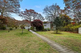 37 Pond Ln, Ridge, NY 11961 - Photo 6