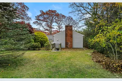 37 Pond Lane, Ridge, NY 11961 - Photo 4