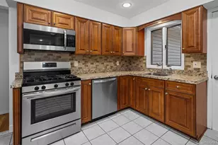 37 Pond Ln, Ridge, NY 11961 - Photo 18