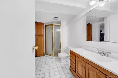 721 Thieriot Avenue, Bronx, NY 10473 - Photo 16