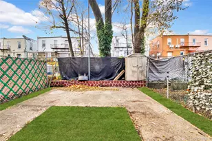 721 Thieriot Ave, Bronx, NY 10473 - Photo 20